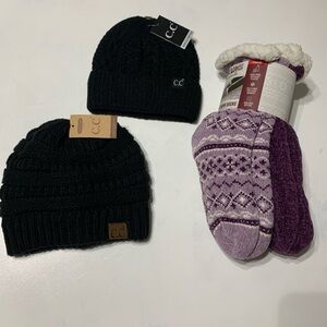Muk Luks Purple and 2 C.C. Black Beanie Set